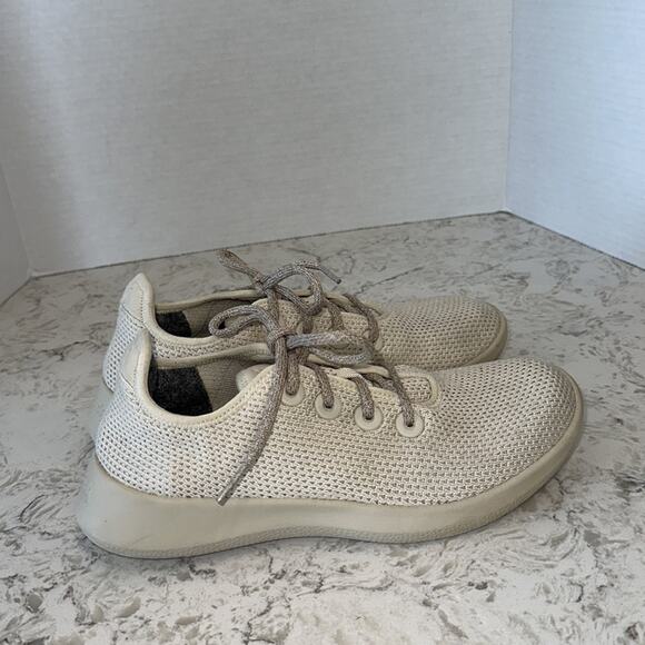 allbirds Men’s Tree Runners Wheat (Beige Sole) - Picture 5 of 15